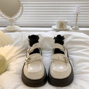 Heart Mary Jane shoe