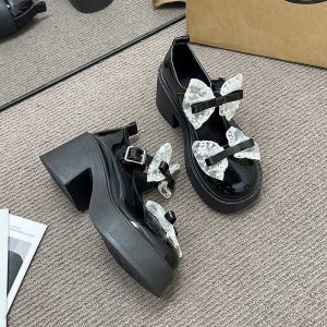 Bow Lace shoe