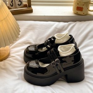 Heart Loop shoes