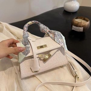 Elegant Chic Bag