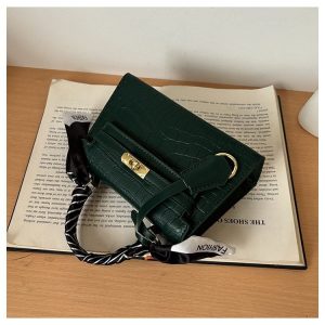 Elegant Chic Bag