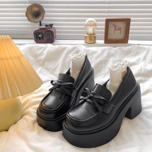 British Retro Black Loafers
