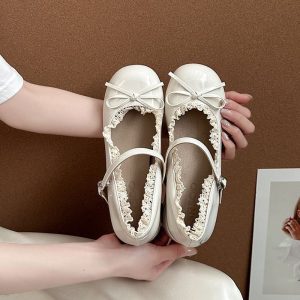 Pretty Lace Bow Shoes