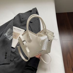 French Pearl Bow Handbag