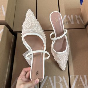 Chic Embroidered Pointed Mules
