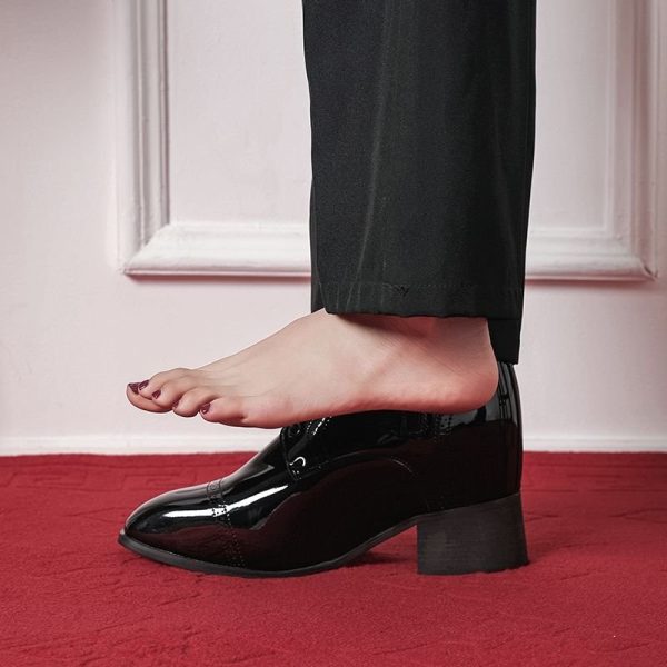 Hidden Lift Chelsea Boots