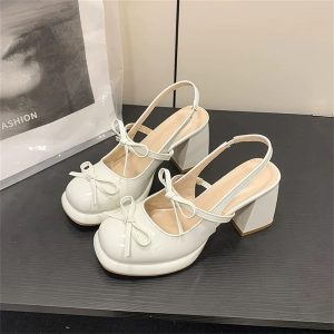Dreamy Mary Jane Heels