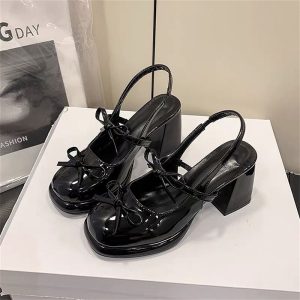 Dreamy Mary Jane Heels