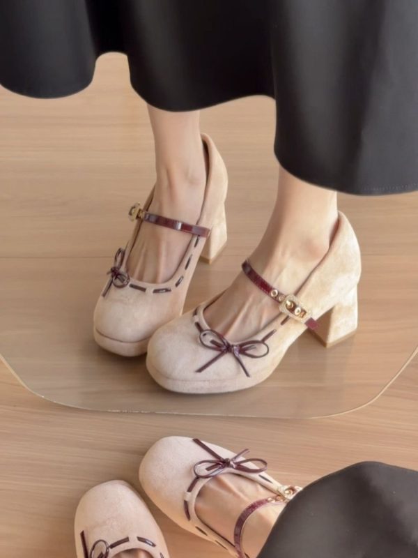 Vintage Velvet Mary Jane Heels