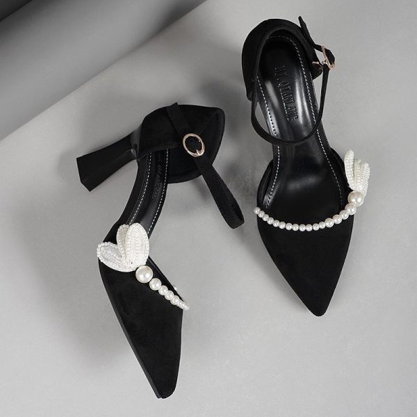 Elegant Chinese Sandal