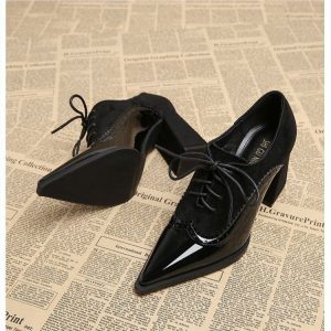 Vintage Lace-Up Oxford Heels