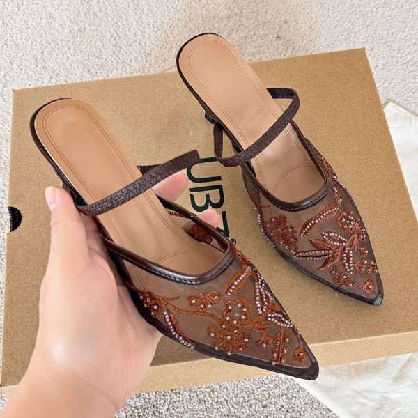 Cinderella Lace Pointed