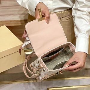 Elegant Box Shoulder Bag