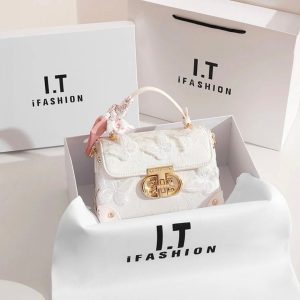 Elegant Box Shoulder Bag