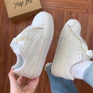 Cloudy Bread Sneakers