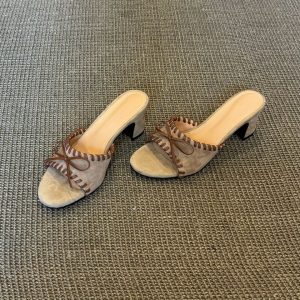 Retro Bow Woven Mules