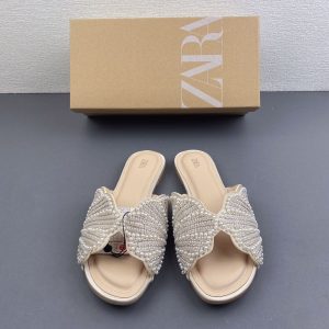 Pearl Bow Embellished Flat Sandals